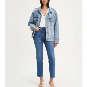 Levi's Wedgie Jeans Size 24